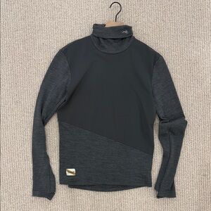 Tracksmith NDO turtleneck